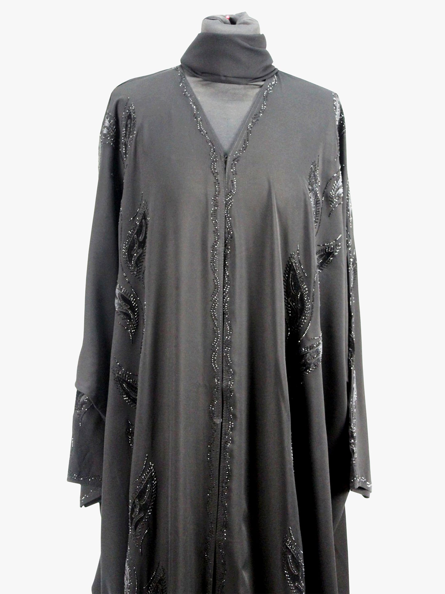 Lux Noire – Velvet Noir Abaya
